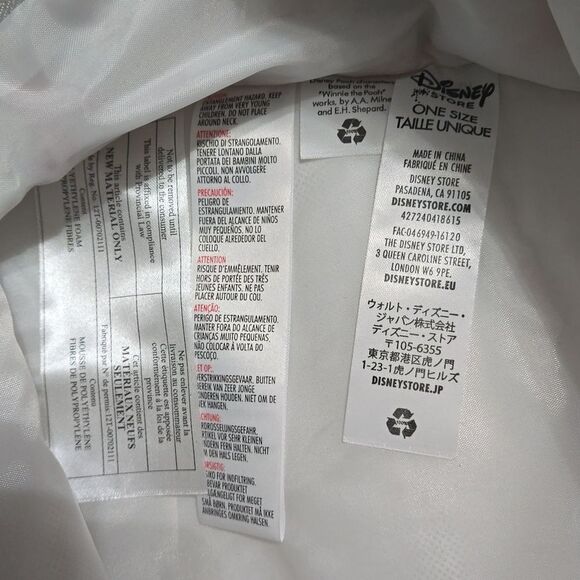 Disney Tsum Tsum Winnie the Pooh backpack - Picture 10 of 11